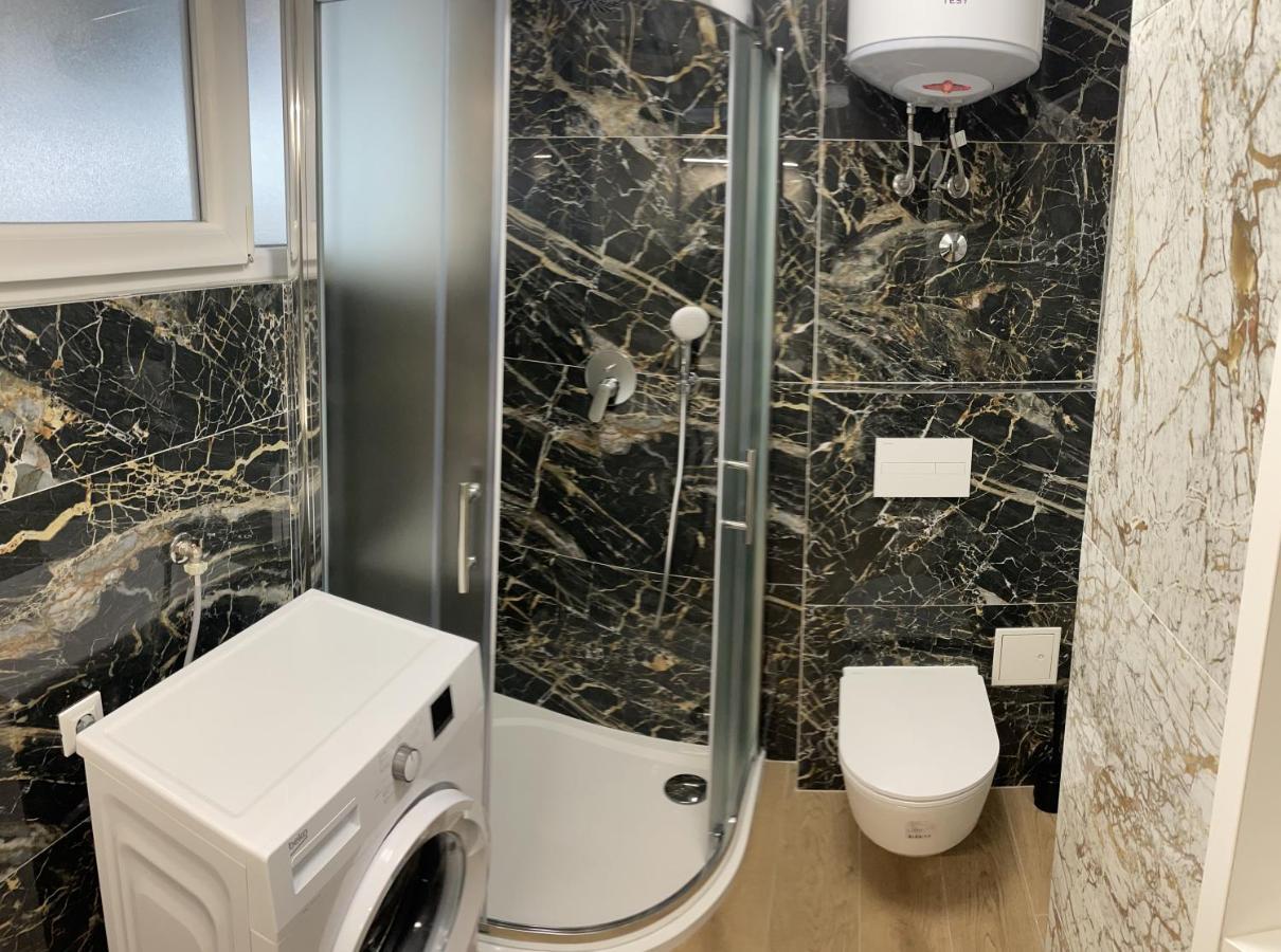 Luxury Town Center Apartments Задар Екстериор снимка