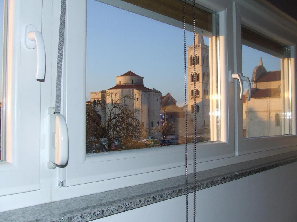 Luxury Town Center Apartments Задар Стая снимка